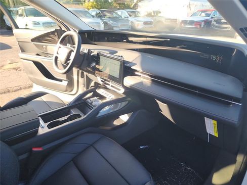 New 2026 Lincoln Nautilus Premier image 24