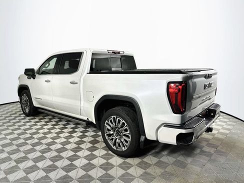 Used 2025 GMC Sierra 1500 Denali Ultimate AWD/4WD image 5