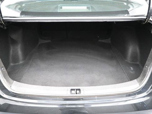 Used 2021 Toyota Corolla LE image 2