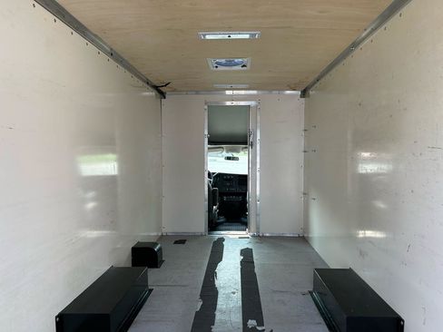 Used 2023 Chevrolet Express 3500 w/ Power Convenience Package RWD image 26