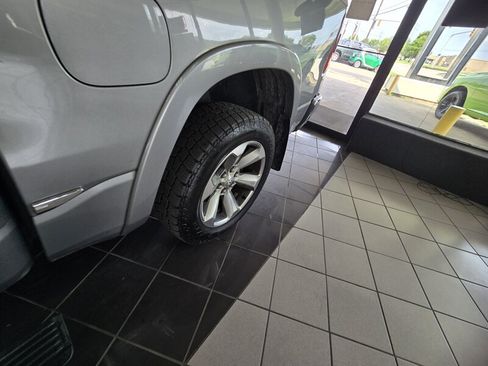 Used 2019 RAM 1500 Limited AWD/4WD image 49
