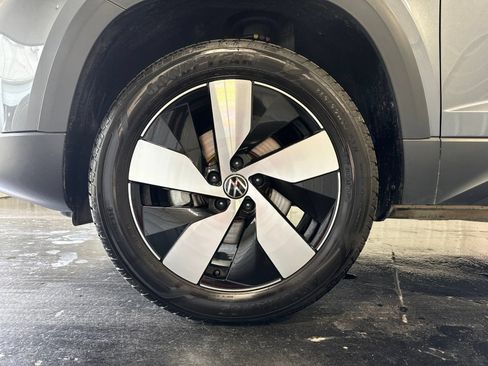 Used 2025 Volkswagen Taos S AWD/4WD image 8
