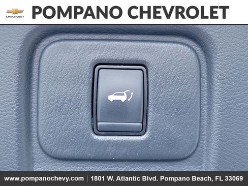 Used 2019 Nissan Murano Platinum w/ Cargo Package image 12