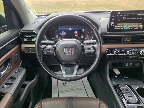 Certified 2024 Honda Pilot Elite image 36