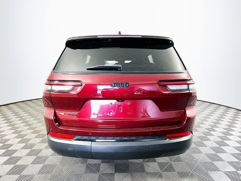 Certified 2022 Jeep Grand Cherokee L Laredo image 10