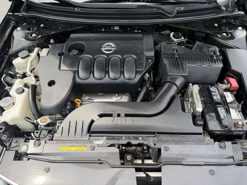 Used 2012 Nissan Altima 2.5 S FWD image 13