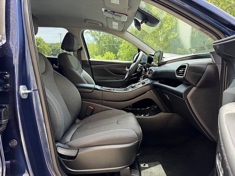 Used 2023 Hyundai Santa Fe SE AWD/4WD image 25