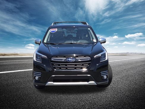Used 2024 Subaru Forester Touring AWD/4WD image 13