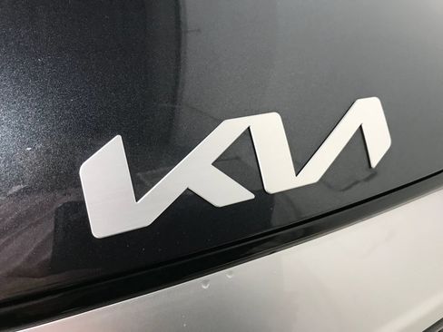 Used 2024 Kia Sportage EX AWD/4WD image 25