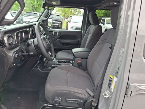 Used 2023 Jeep Wrangler Unlimited AWD/4WD image 12