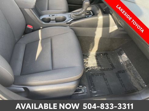 Used 2023 Toyota Corolla LE FWD image 16