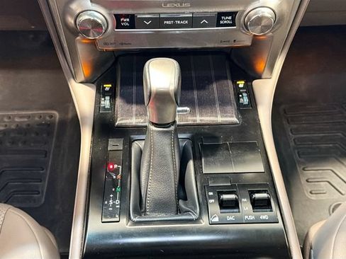 Used 2021 Lexus GX 460 Premium w/ Premium Package AWD/4WD image 15
