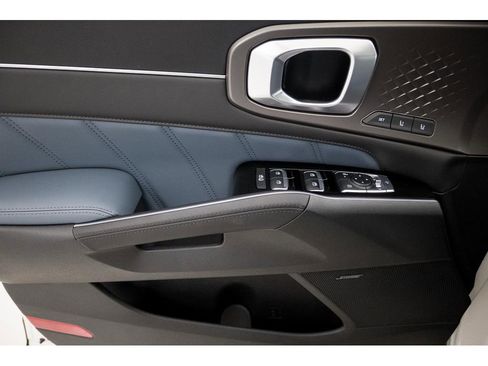 New 2025 Kia Sorento SX Prestige image 15