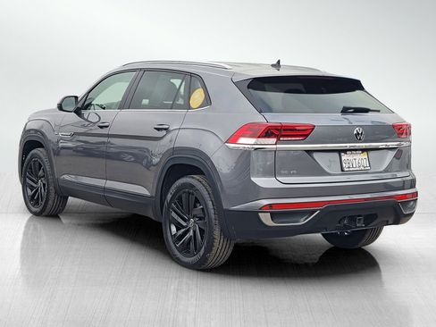 Used 2022 Volkswagen Atlas Cross Sport SE image 6