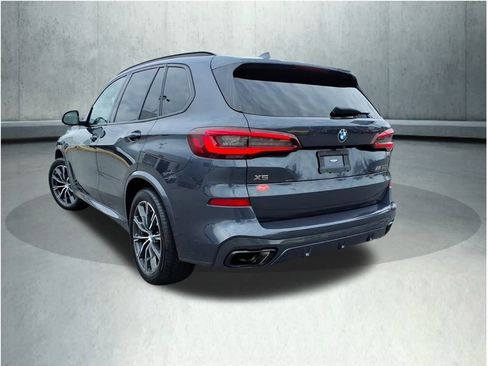 Used 2022 BMW X5 M50i w/ Executive Package image 25