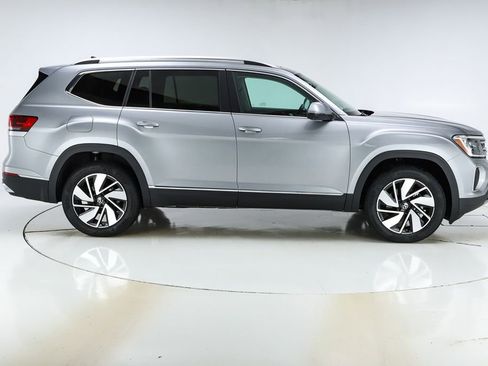 New 2026 Volkswagen Atlas SEL image 10