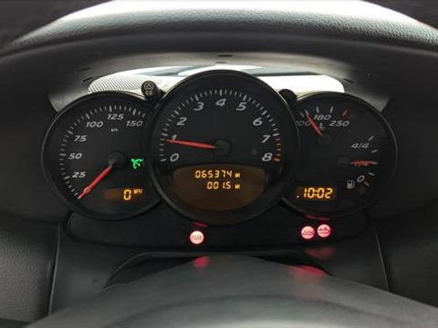 Used 2001 Porsche Boxster image 18