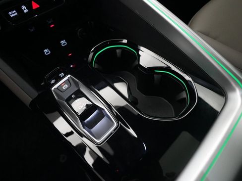 Used 2025 Audi Q5 Premium Plus w/ Premium Plus image 30