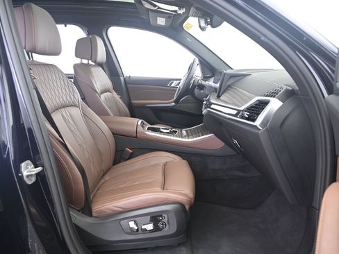 Used 2025 BMW X5 xDrive40i w/ Executive Package AWD/4WD image 23