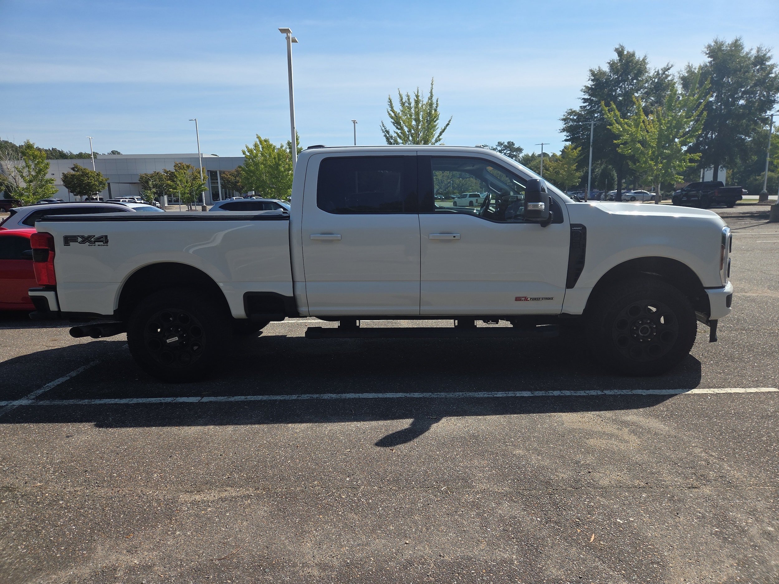 Used 2024 Ford F250 Lariat w/ Lariat Ultimate Package AWD/4WD image 2