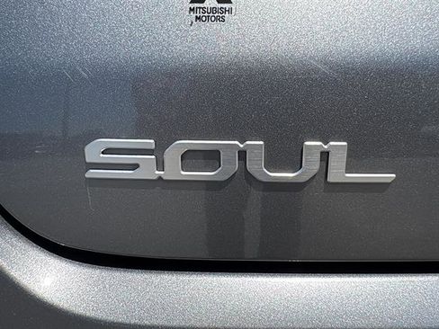 Used 2024 Kia Soul LX w/ Option Group 015 FWD image 12