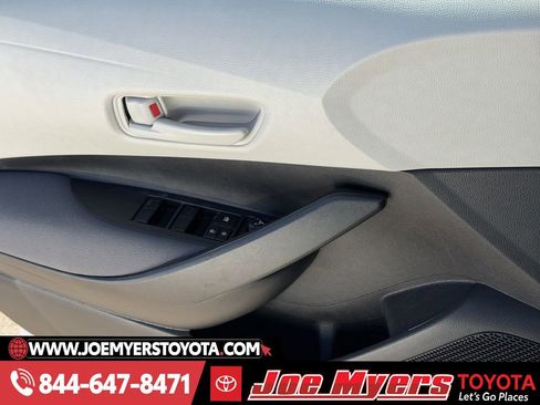 Certified 2026 Toyota Corolla LE image 25
