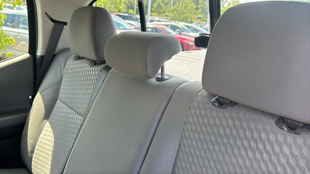 Used 2022 Toyota Tacoma SR AWD/4WD image 27