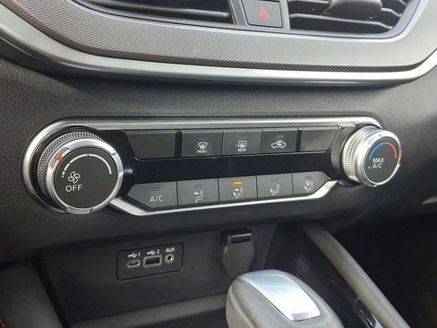 Used 2023 Nissan Altima 2.5 SR image 17