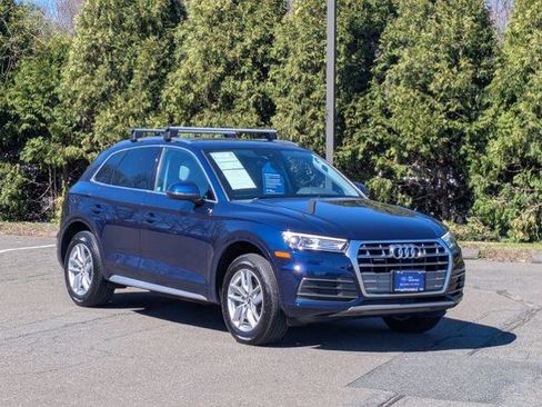Used 2020 Audi Q5 2.0T Premium w/ Convenience Package image 1