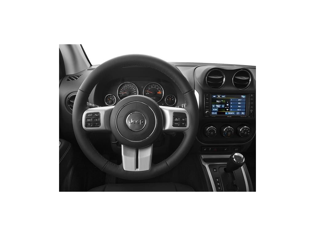 Used 2014 Jeep Compass Latitude w/ All Weather Capability Group AWD/4WD image 4