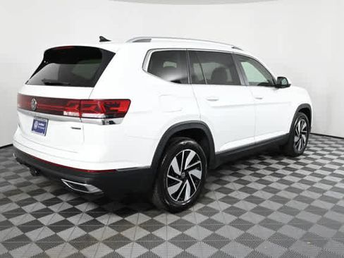 Used 2025 Volkswagen Atlas SEL image 9