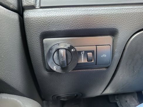 Used 2006 Ford Fusion SE image 17