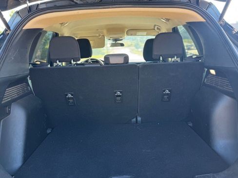 Used 2020 Ford Escape SE image 8