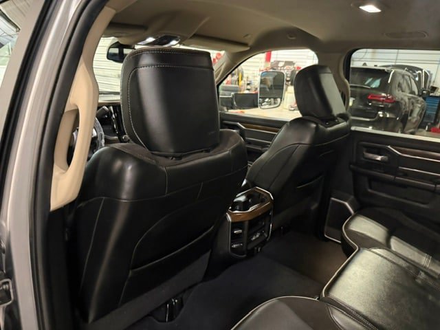Used 2022 RAM 3500 Laramie AWD/4WD image 35