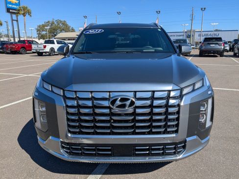 Used 2023 Hyundai Palisade Calligraphy w/ Winter Package image 2