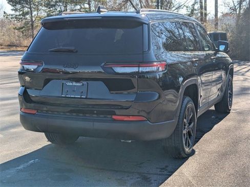 New 2025 Jeep Grand Cherokee L Altitude image 7