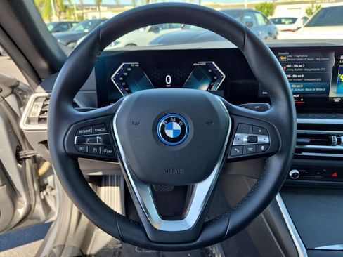 Used 2023 BMW i4 eDrive35 w/ Parking Assistance Package RWD image 18