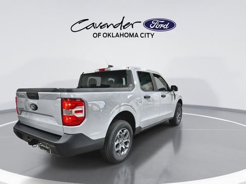 New 2025 Ford Maverick XLT image 39