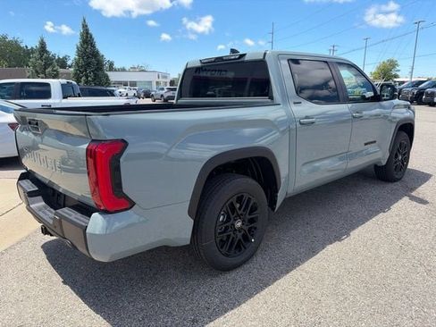 New 2026 Toyota Tundra Limited AWD/4WD image 7