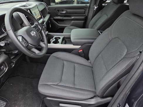 New 2026 RAM 1500 Express AWD/4WD image 25