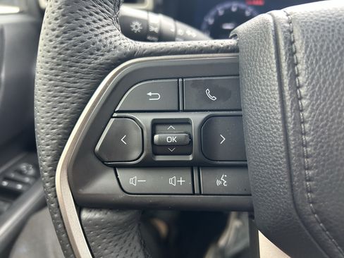 Certified 2025 Toyota Tacoma TRD Sport AWD/4WD image 26