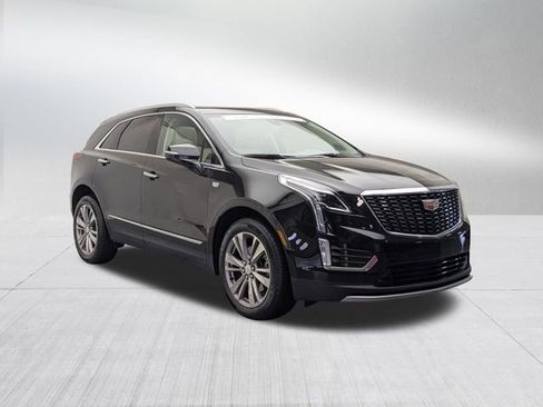 Certified 2024 Cadillac XT5 Premium Luxury w/ LPO, Floor Liner Package AWD/4WD image 3
