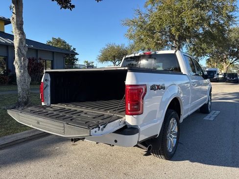 Used 2017 Ford F150 Platinum w/ Equipment Group 701A Luxury image 19