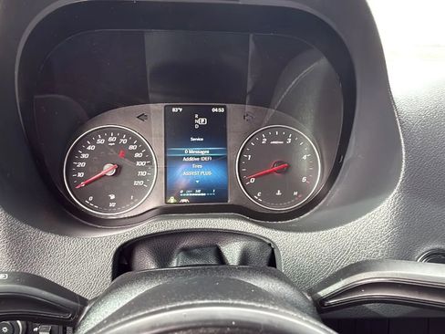 Used 2024 Mercedes-Benz Sprinter 2500 w/ Acoustic Package image 18