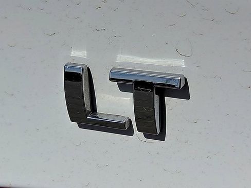 Used 2024 Chevrolet Malibu LT FWD image 12