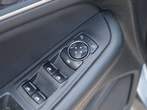 Used 2023 Ford Edge SEL AWD/4WD image 13
