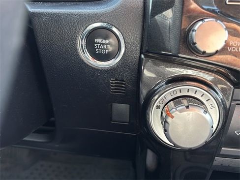 Used 2024 Toyota 4Runner TRD Off-Road image 31
