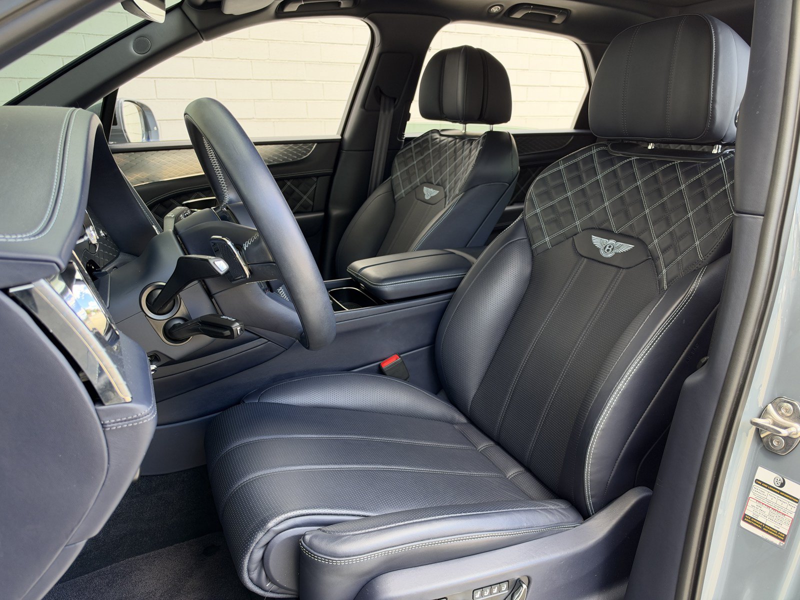 Certified 2021 Bentley Bentayga AWD/4WD image 14