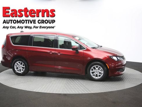 Used 2023 Chrysler Voyager LX FWD image 46
