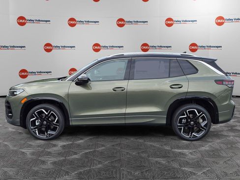 New 2026 Volkswagen Tiguan SEL R-Line AWD/4WD image 2